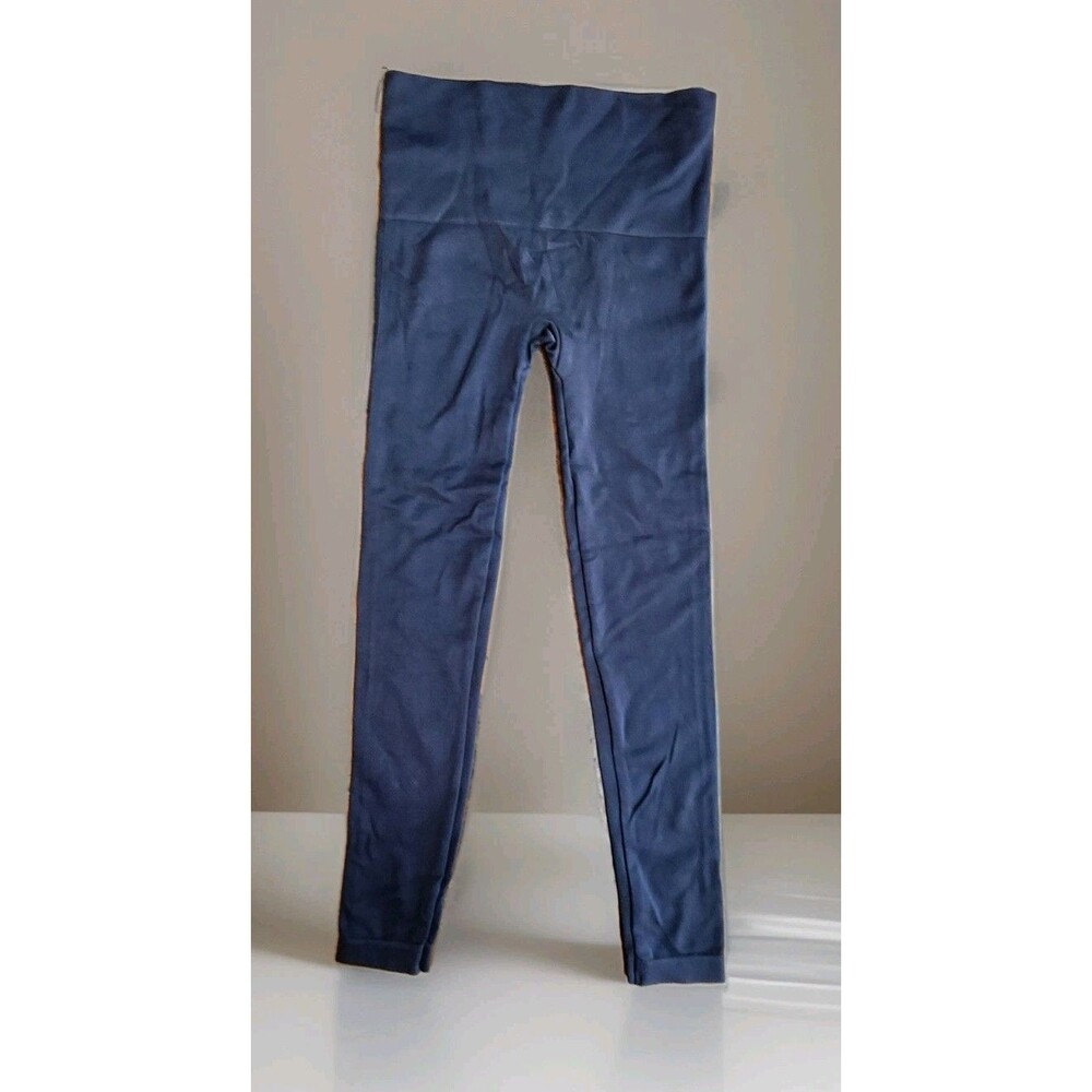 Spanx by Sara Blakely Black Leggings Made In Colombia - Size Medium -